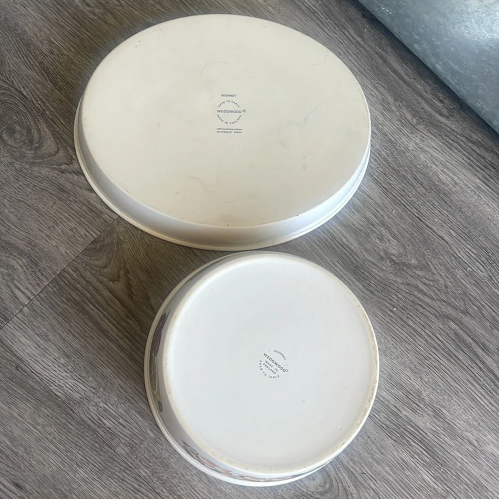 Wedgwood vintage two piece casserole set